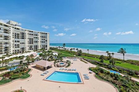 300 Ocean Trail Way