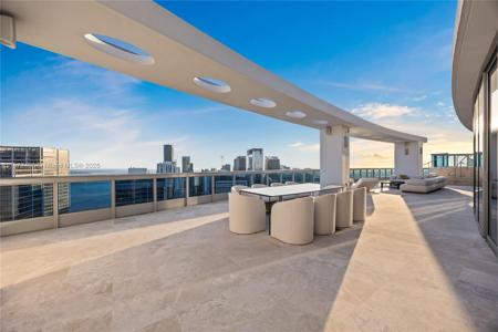 200 Biscayne Boulevard Way