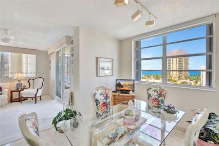3113 S Ocean Dr