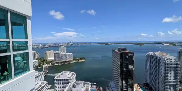 951 Brickell Ave