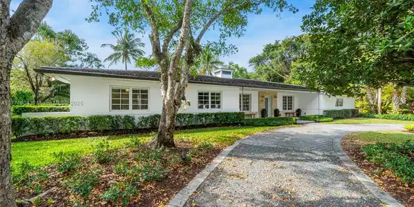 646 Sierra Cir
