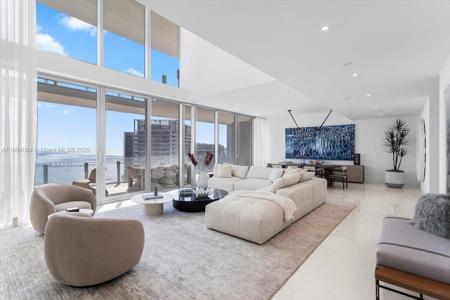 300 Biscayne Blvd Way
