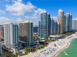 17315 collins ave Unit 2006