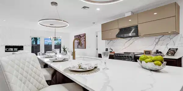 3601 NE 25th Ter
