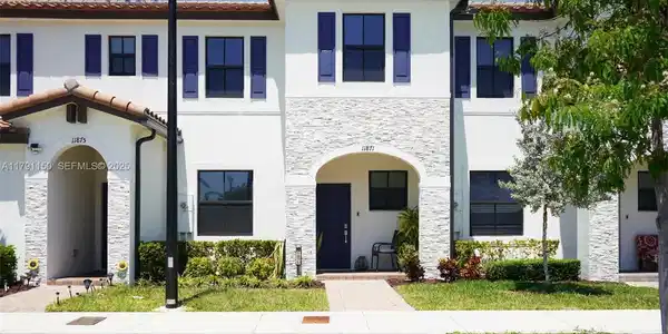 11871 SW 247 TERR