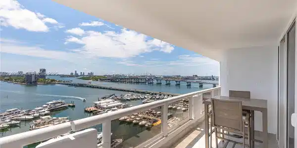 1717 N Bayshore Dr