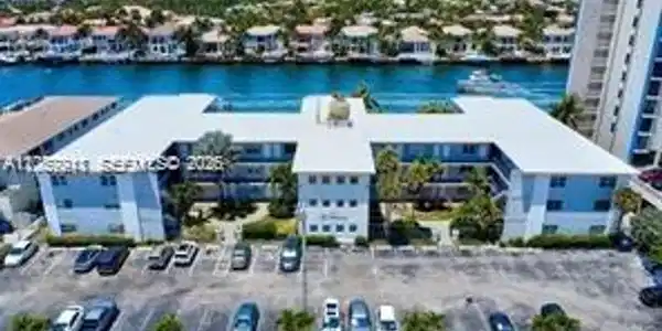 2200 S Ocean Dr