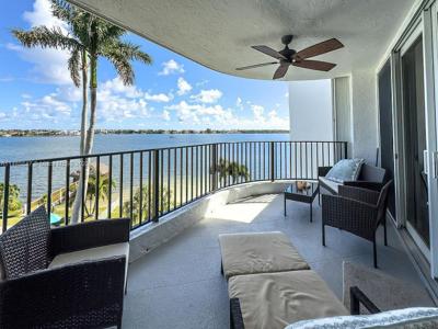 8200 Lakeshore Dr