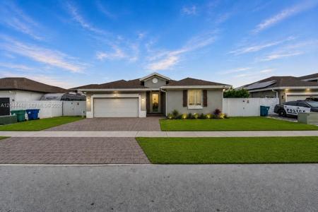 13361 SW 274th Ter