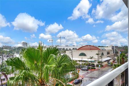 9455 Collins Ave