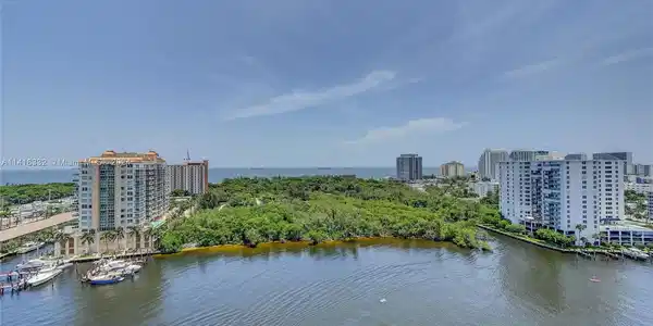 936 Intracoastal Dr