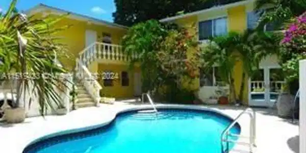 455 NE 16th Ave