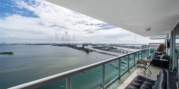 1800 N Bayshore Dr