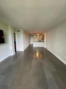 680 NE 64th St Unit A400