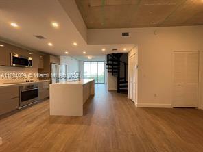 13800 Highland Dr