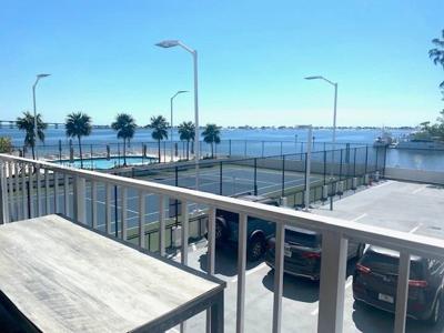 200 SE 15th Rd