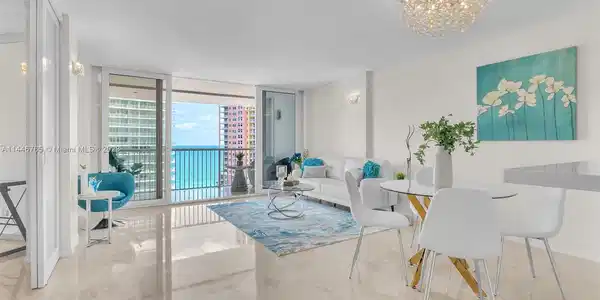 2200 NE 33rd Ave Unit 18E