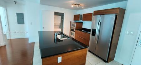 1900 N Bayshore Dr