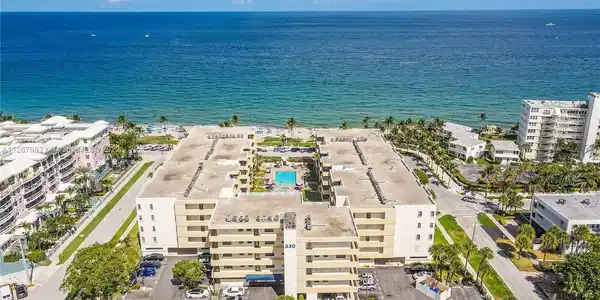 330 SE 20th Ave Unit 421