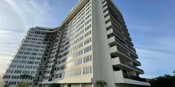 3912 S Ocean Blvd