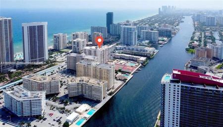 1865 S Ocean Dr