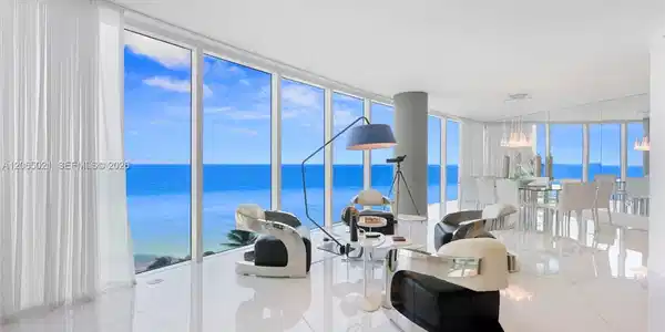 2711 S Ocean Dr