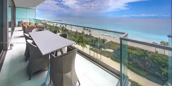 10201 Collins Ave Unit 806