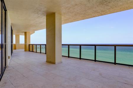16275 Collins Ave Unit 701