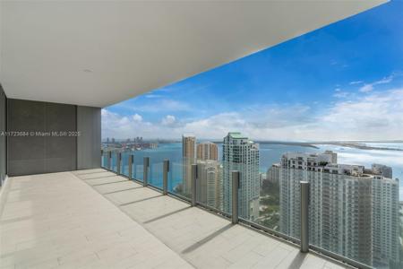300 Biscayne Blvd Way