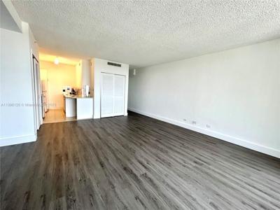 1500 Bay Rd