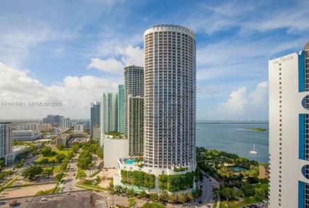 1750 N Bayshore Dr