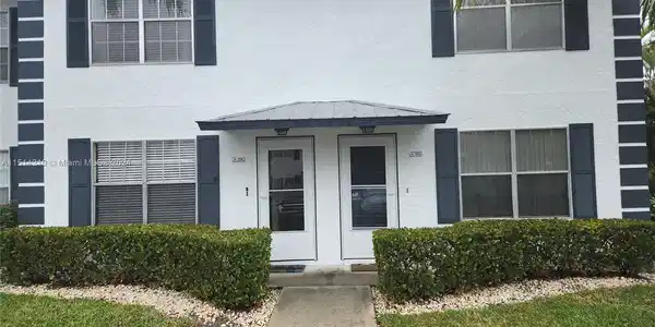 761 W Elkcam Cir