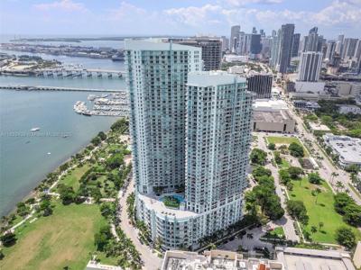 1900 N Bayshore Dr