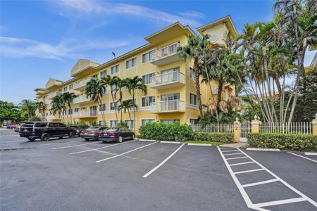 1515 E Broward Blvd