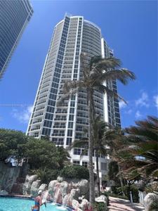 18001 Collins Ave