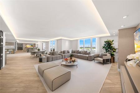 2301 Collins Ave