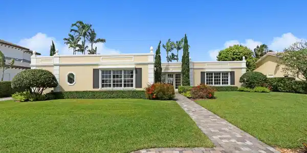 1210 Bimini