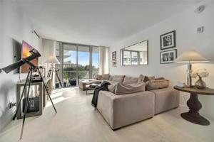 801 S Pointe Dr Unit 302