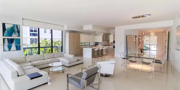 60 Hendricks Isle Unit 301