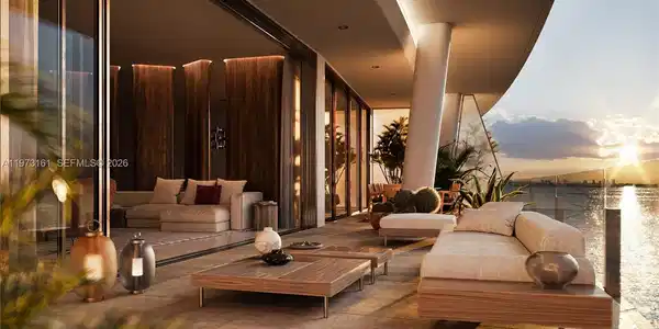 5 Grove Isle Drive