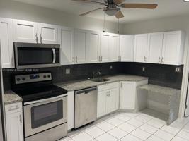 1240 SE 3rd Ct Unit 12