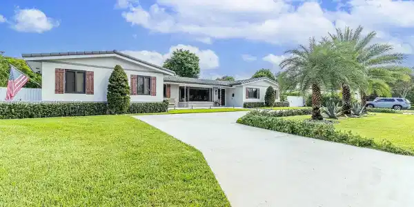 8202 SW 165th Ter