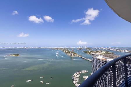 1750 N Bayshore Dr