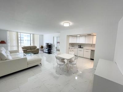 18041 Biscayne Boulevard