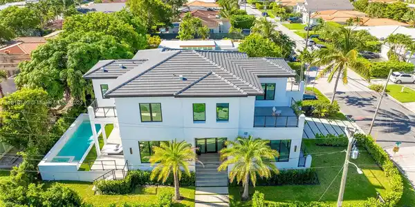 9000 Abbott Ave
