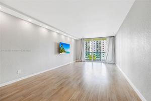 19390 Collins Ave Unit 506