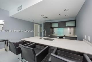 200 Biscayne Boulevard Way