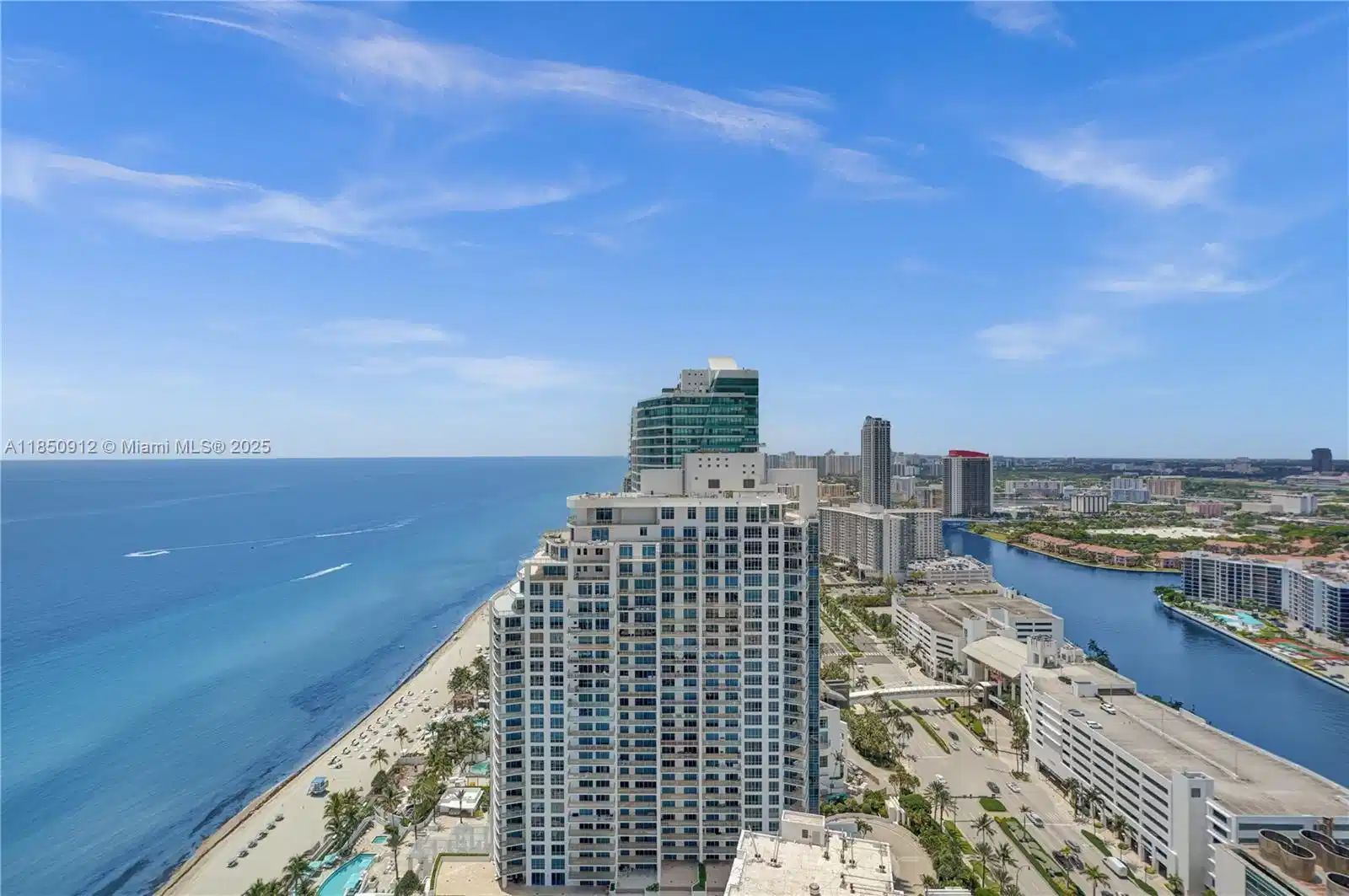 Image 1: Ocean, Skyline and Intracoastal view from unit 3506