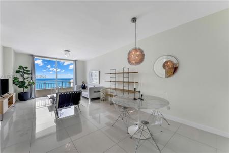 770 Claughton Island Dr