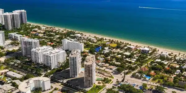 2715 N Ocean Blvd